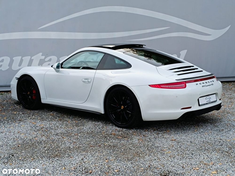 Porsche 911 Carrera 4S PDK - 24
