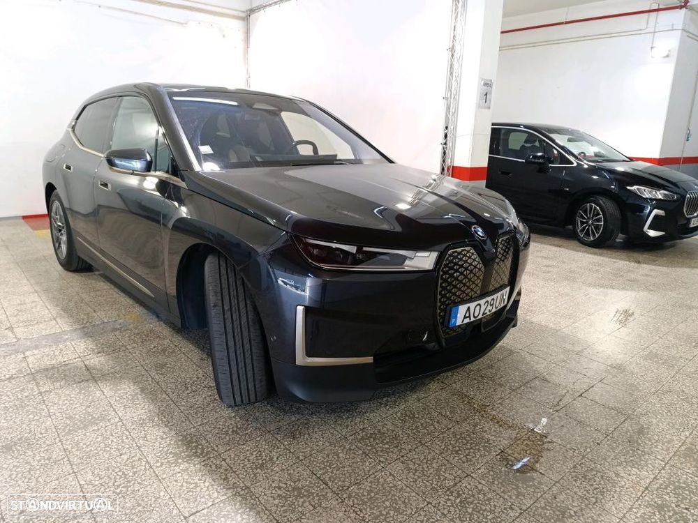 BMW iX xDrive 40 - 4