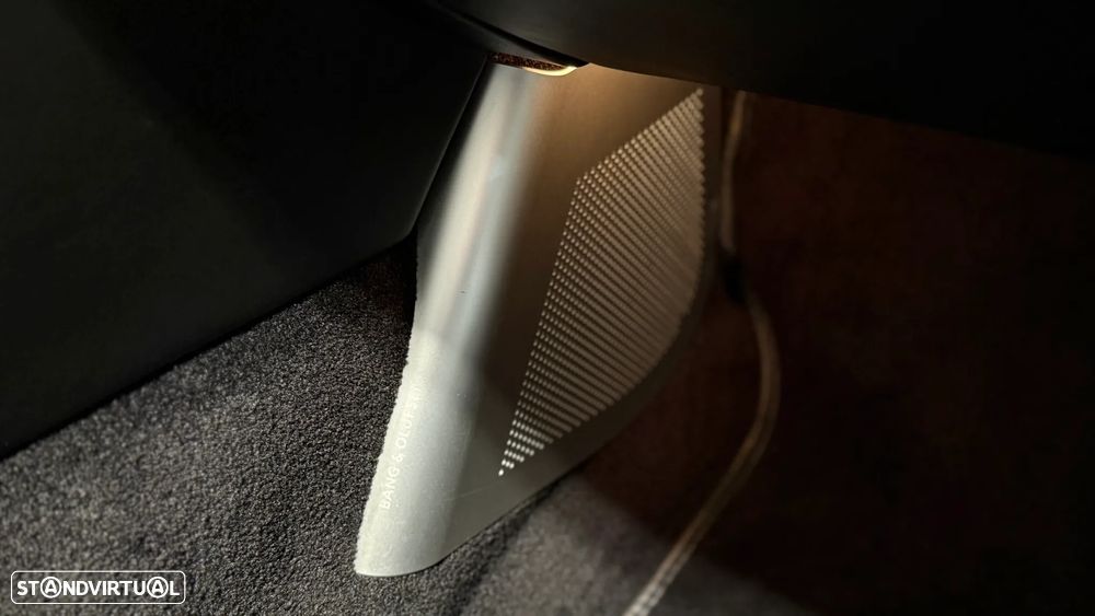 Aston Martin DBS Volante Touchtronic 2 - 30