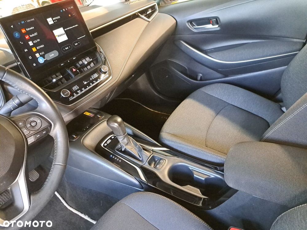Toyota Corolla 1.8 Hybrid Comfort - 30