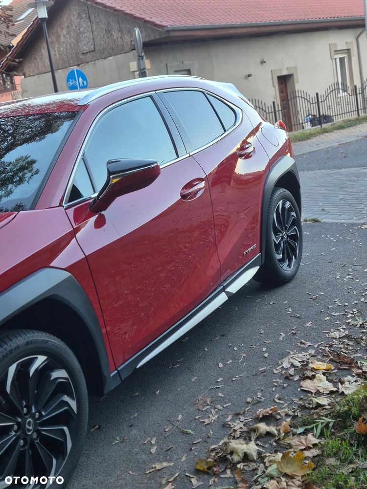 Lexus Ux 2019 photo 2
