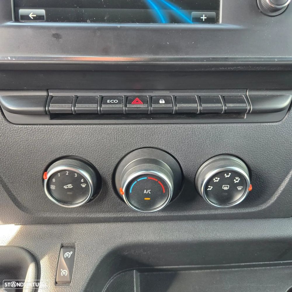 Renault Master E-Tech L3H2 Advance Autonomia Urbana - 22