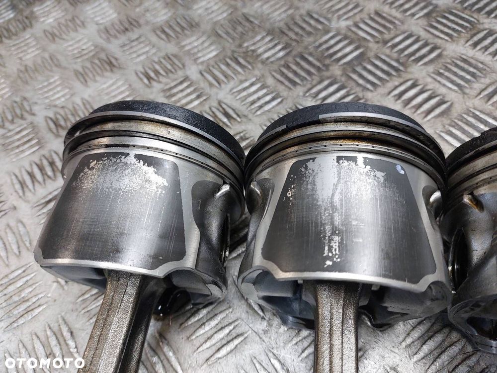 TŁOK + KORBOWÓD CHRYSLER  GRAND VOYAGER IV LIFT 2.8 CRD - 4