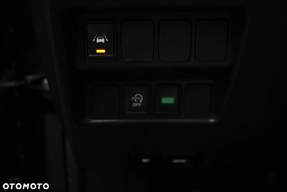 Nissan Qashqai 1.2 DIG-T Xtronic TEKNA+ - 40