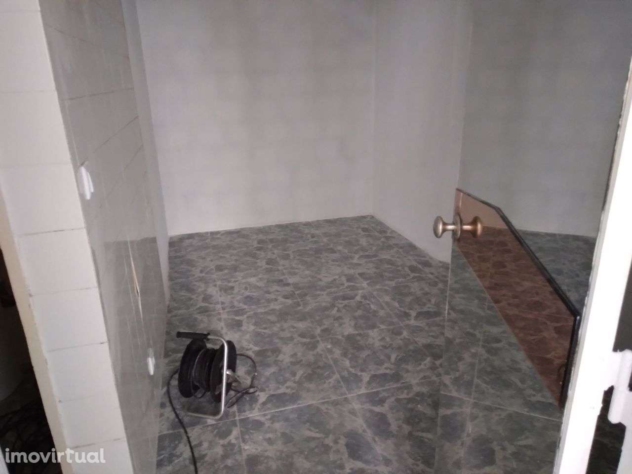 Loja para arrendar na Baixa da Banheira - Grande imagem: 5/6