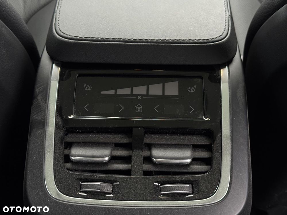 Volvo XC 90 - 18