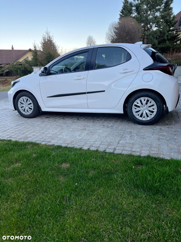 Toyota Yaris 1.5 Comfort - 2
