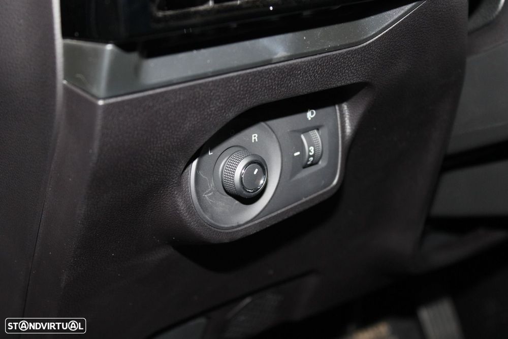 MG MG4 51 kWh Standard - 11