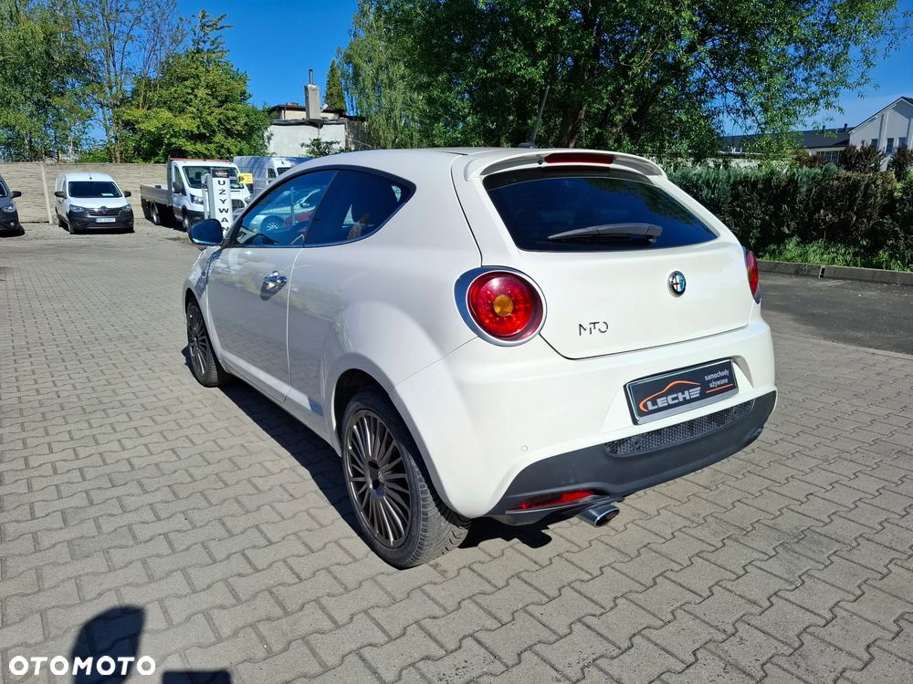 Alfa Romeo Mito - 25