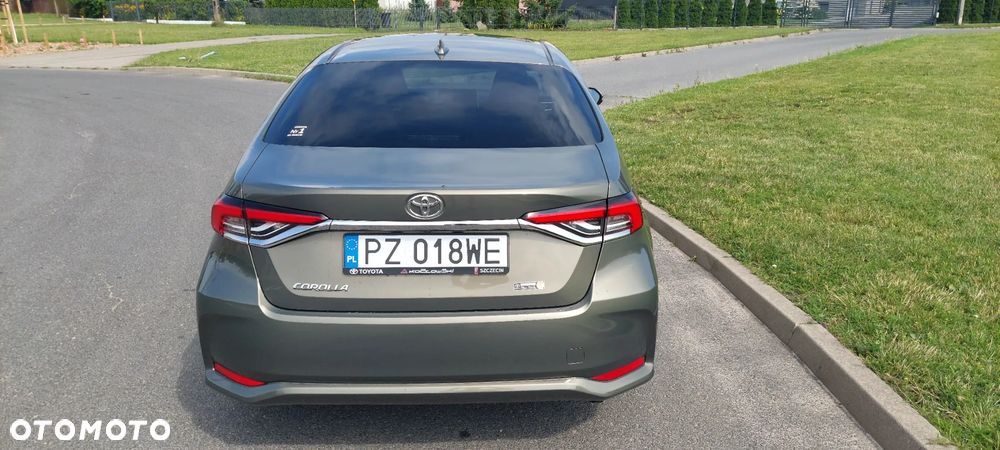 Toyota Corolla 1.6 Comfort - 9