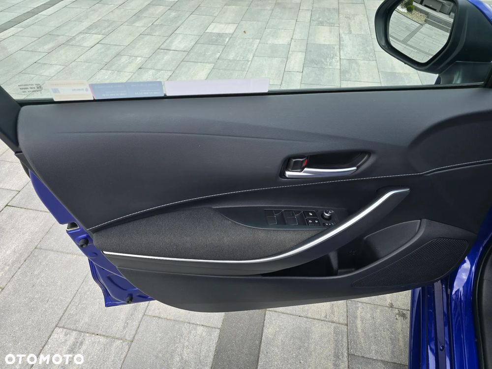Toyota Corolla 1.8 Hybrid Comfort - 19