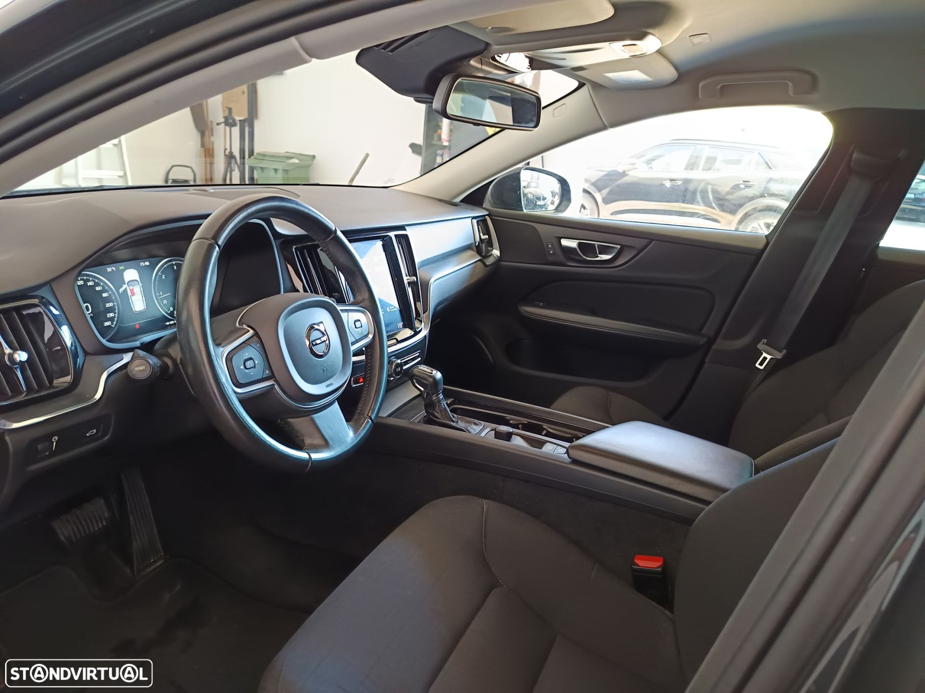 Volvo V60 2.0 D3 Geartronic - 23