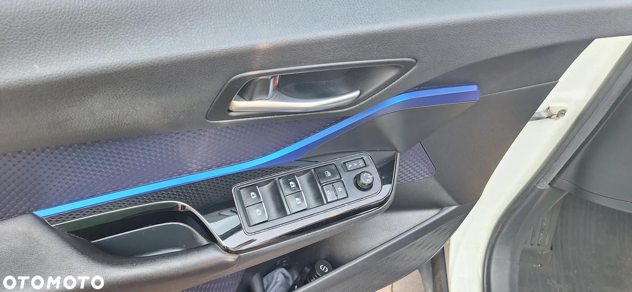 Toyota C-HR 1.8 Hybrid Prestige - 21