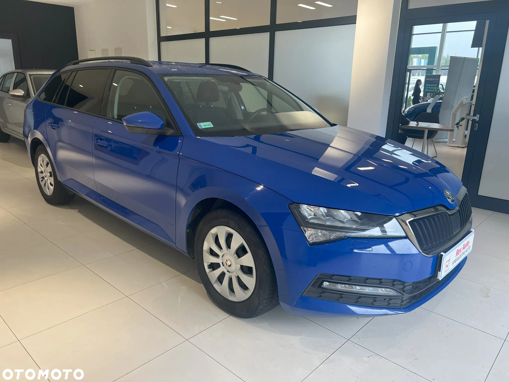 Skoda Superb 2.0 TDI SCR Active - 4