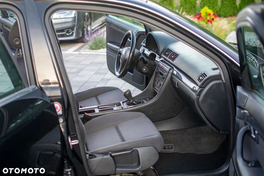 Audi A4 Avant - 36