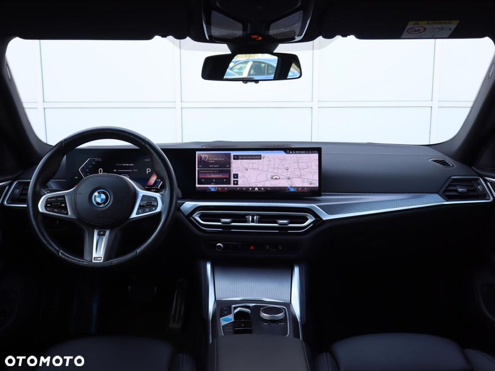 BMW i4 - 6