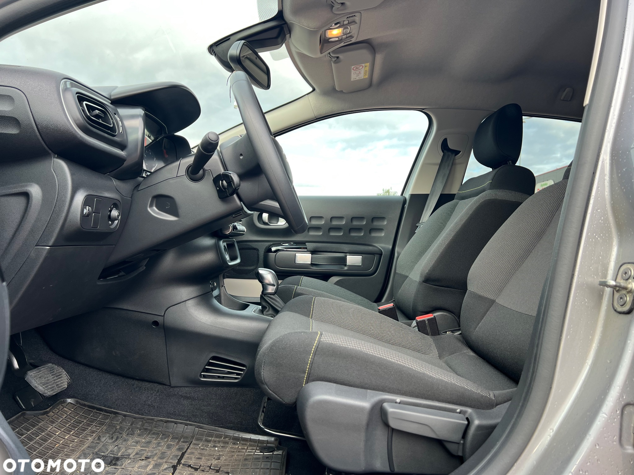 Citroën C3 1.2 PureTech Max EAT6 - 17