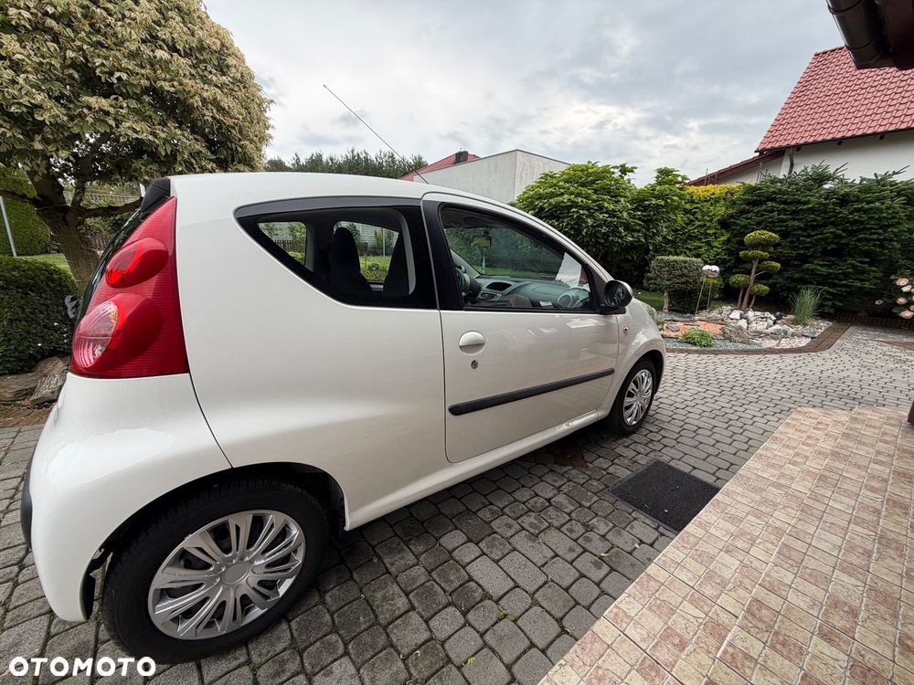Peugeot 107 - 8