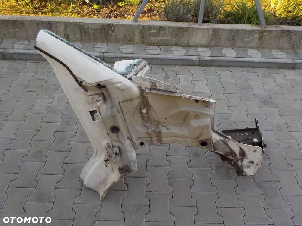 VW T5 T6 POSZYCIE FARTUCH BŁOTNIKA ĆWIARTKA PRAWA - 1