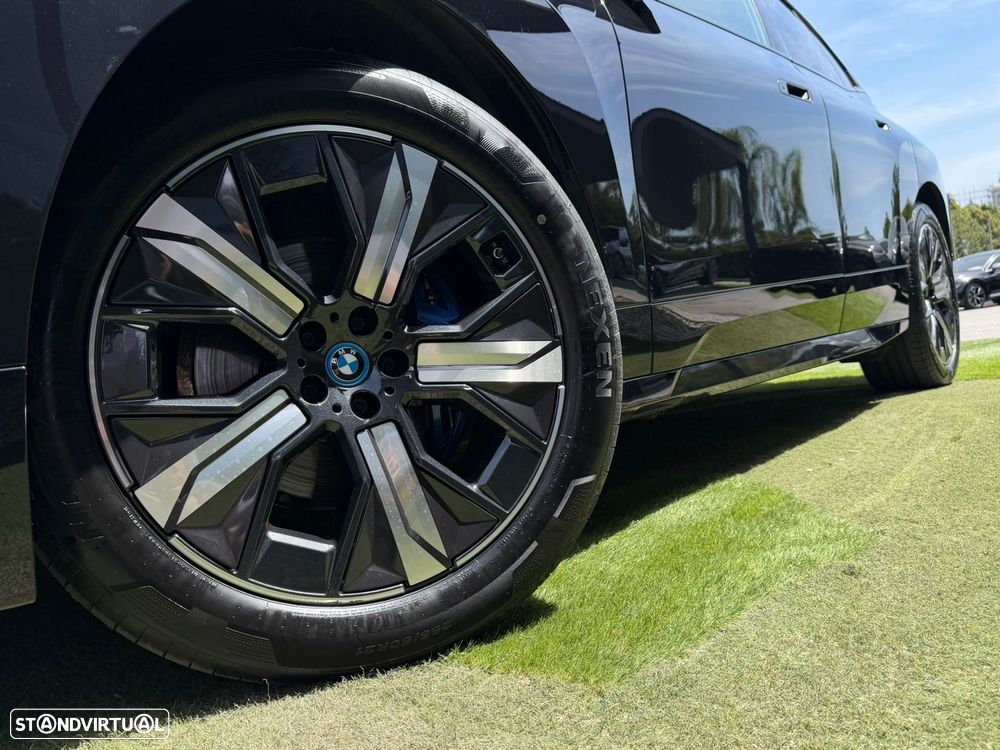 BMW iX xDrive 40 Pack Desportivo - 5
