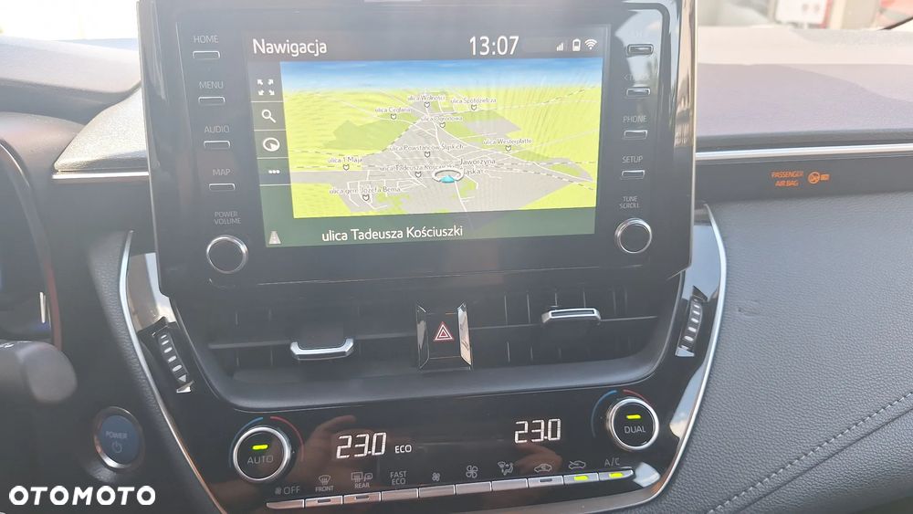 Toyota Corolla 1.8 Hybrid Comfort - 12