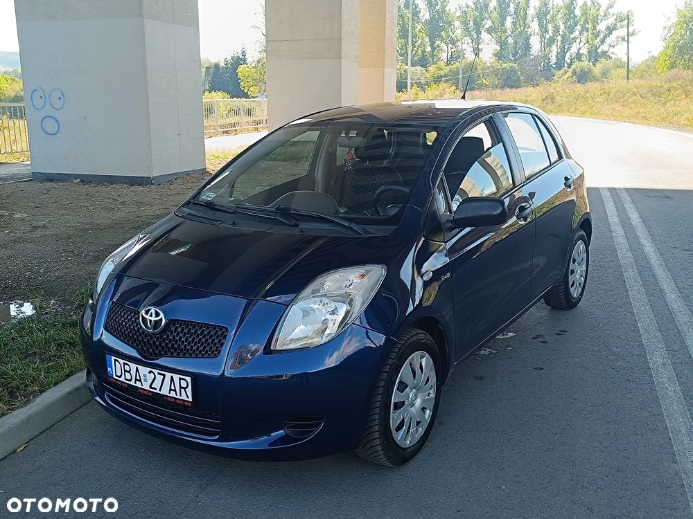 Toyota Yaris - 7