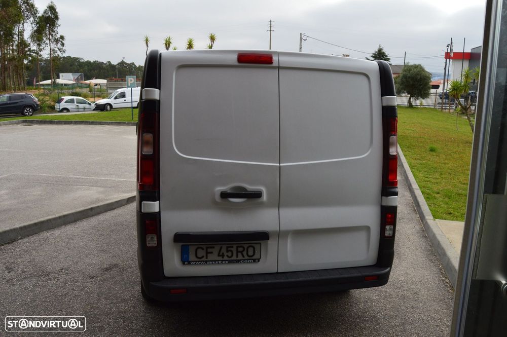 Renault Trafic 1.6 dCi L2H1 1.2T - 4