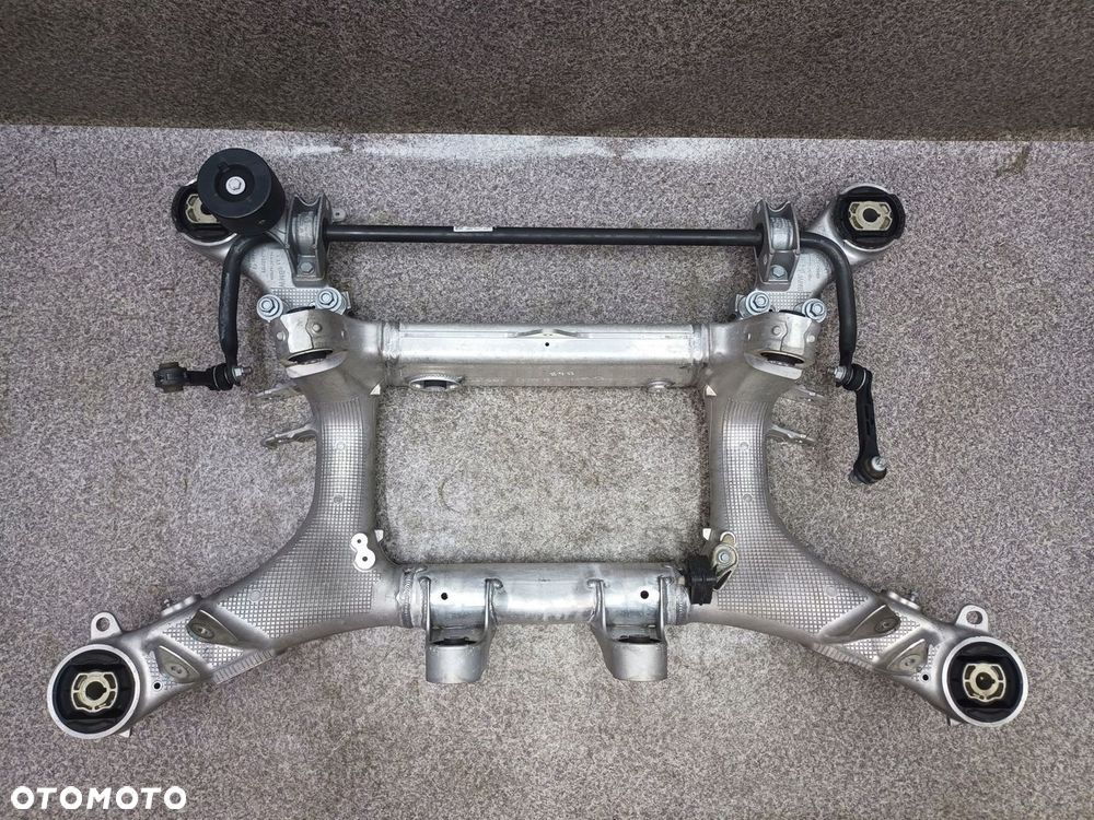 BMW G31 sanki belka drazek stabilizatora tyl 2.0 i - 3