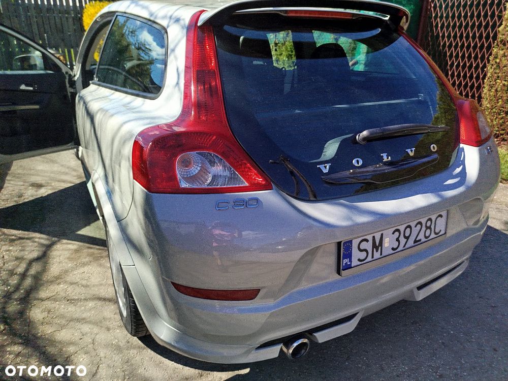 Volvo C30 D2 R-Design - 2
