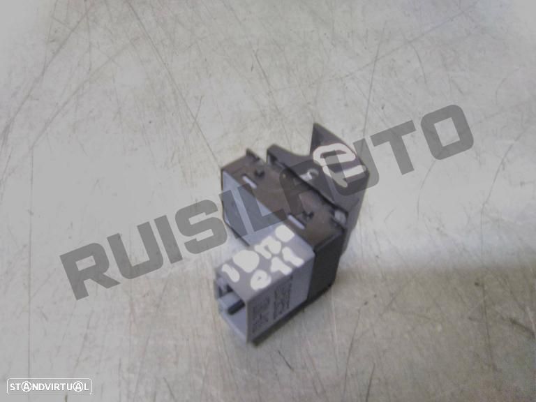 Comando / Botão Do Elevador Vidro Trás Direito  Seat Ibiza Iv ( - 1