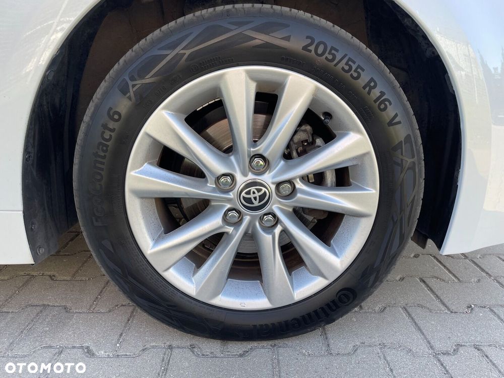 Toyota Corolla 1.8 Hybrid Comfort - 17