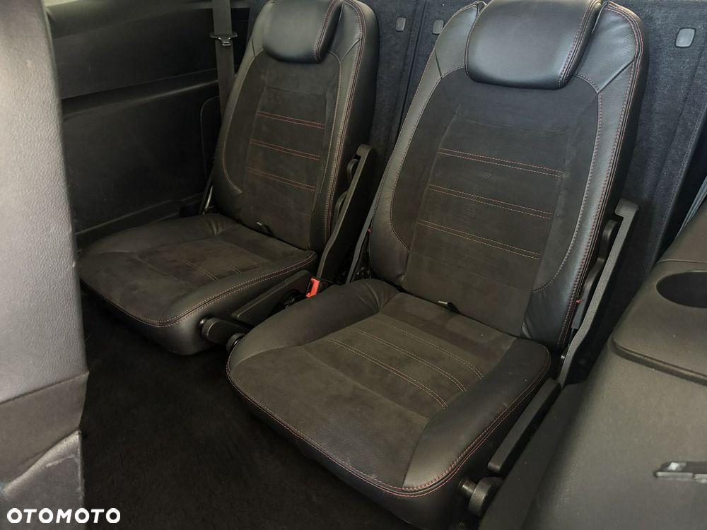 Ford S-Max - 29