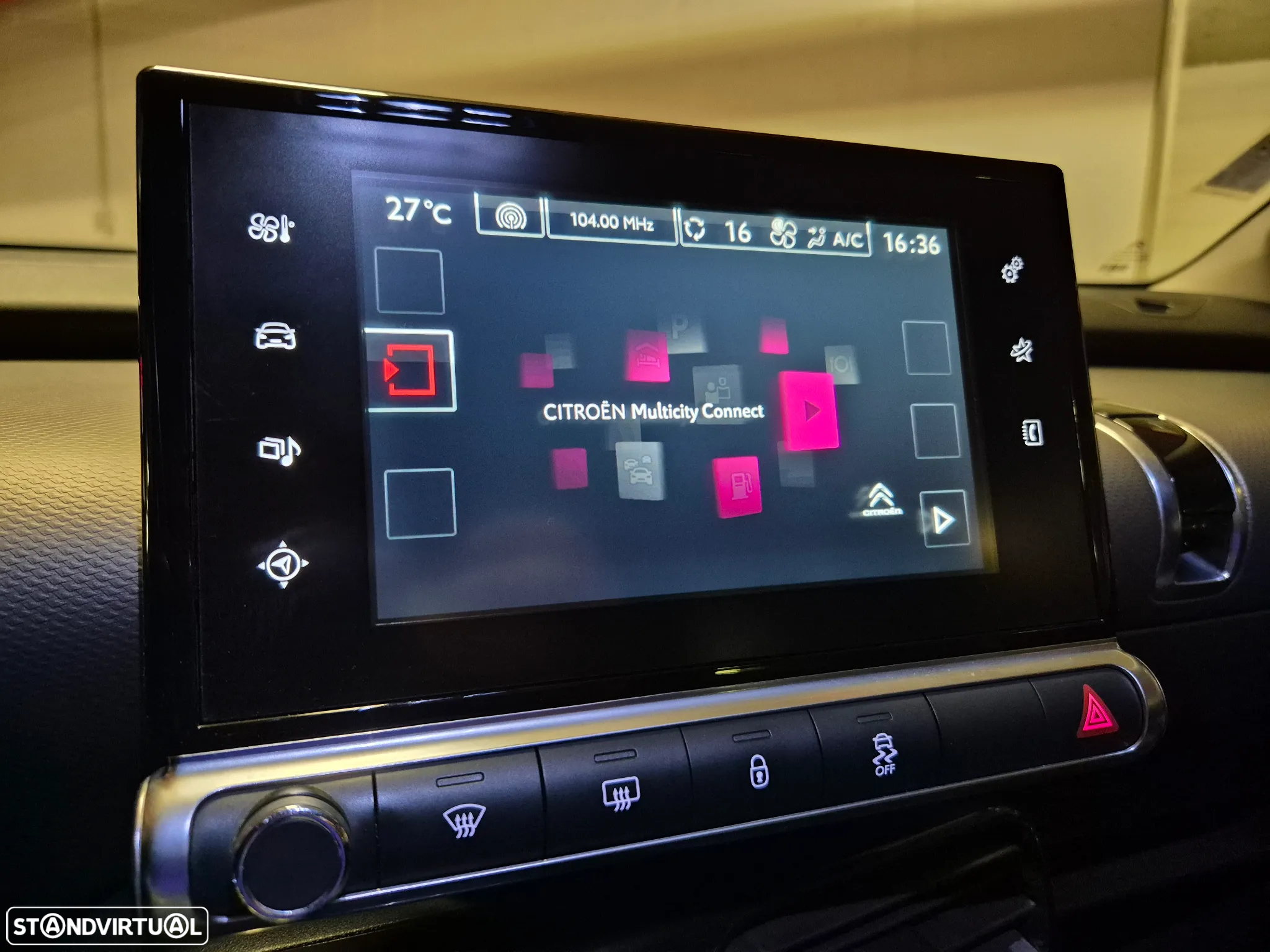 Citroën C4 Cactus BlueHDi 100 Stop&Start Shine - 23