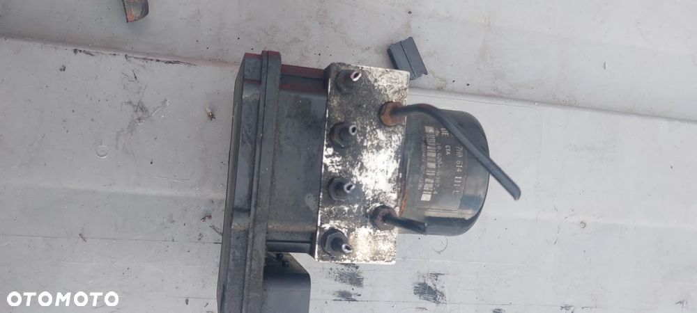 Sterownik ABS vw t5 7H0614111L - 1