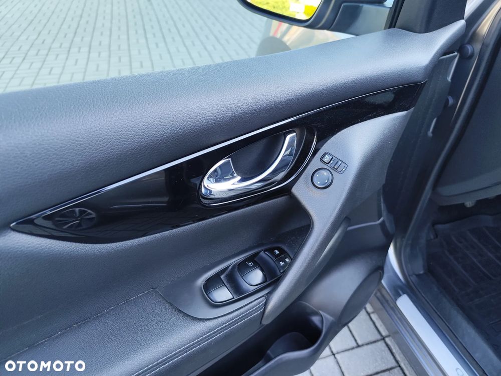 Nissan Qashqai 1.2 DIG-T Tekna EU6 - 9