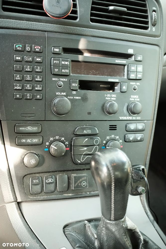Volvo S60 2.4 - 10