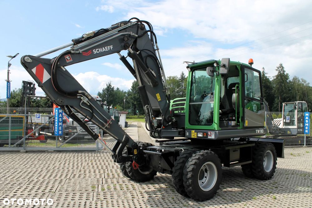 Schaeff TW110 koparka kołowa 4x4 - 2