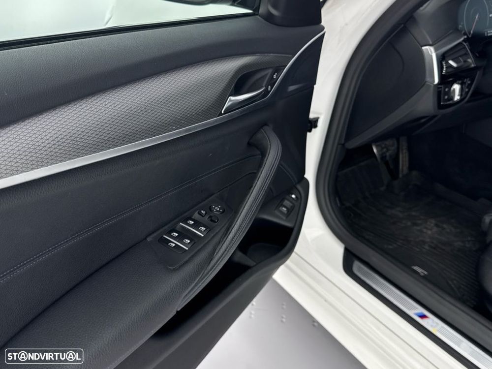 BMW 530 e iPerformance - 23