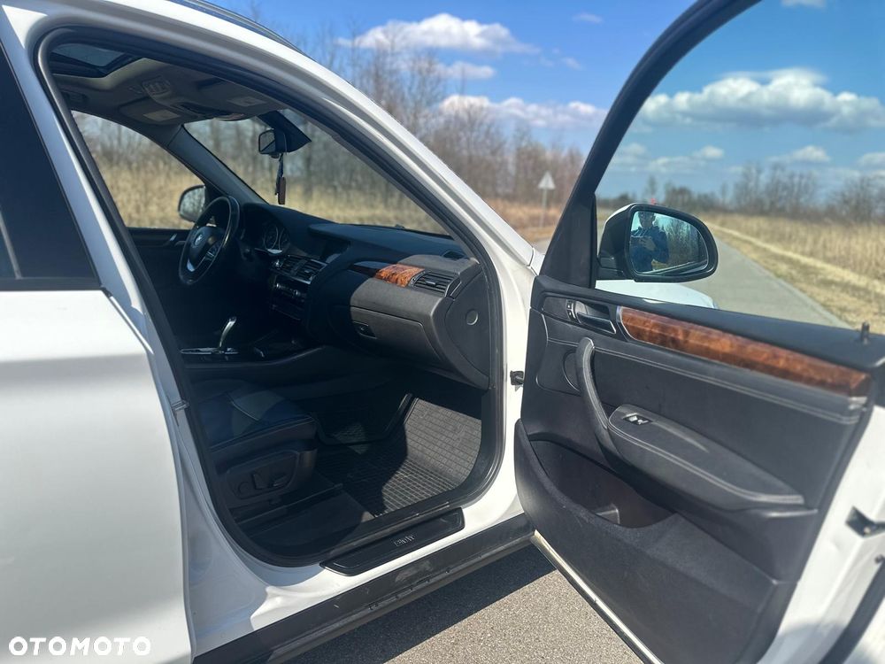 BMW X3 28i xDrive - 20