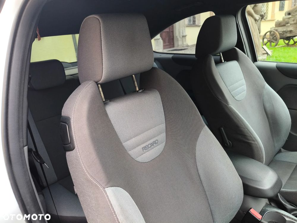Ford Focus 2.5 ST - 17