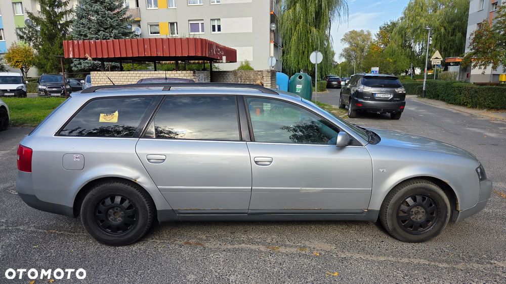 Audi A6 Avant 2.8 30V - 4