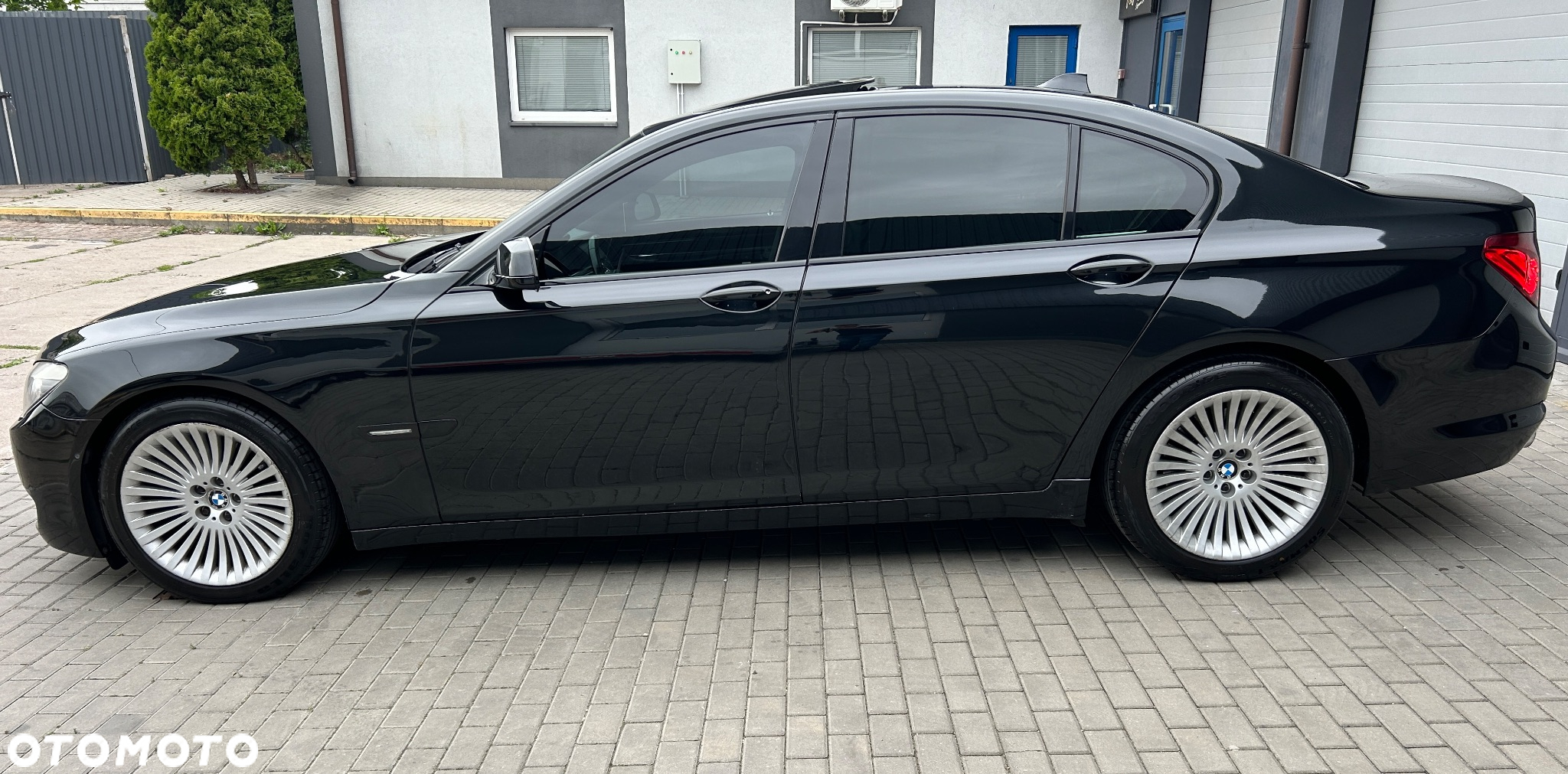 BMW Seria 7 730d - 12