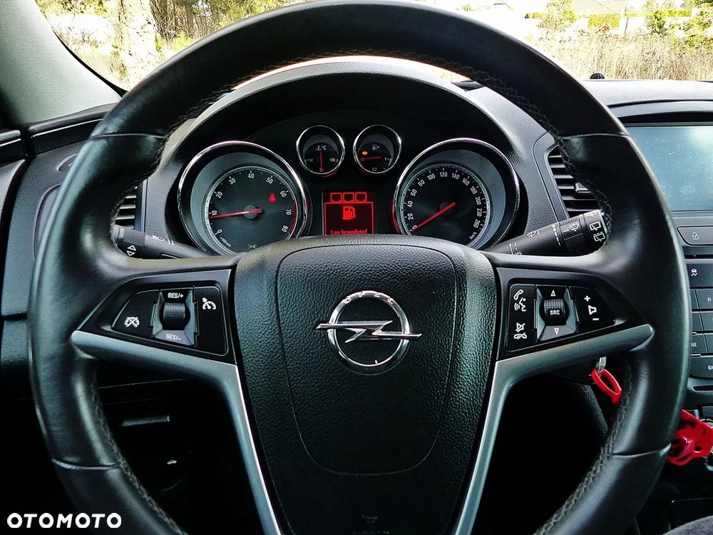 Opel Insignia 1.6 Turbo Edition - 27