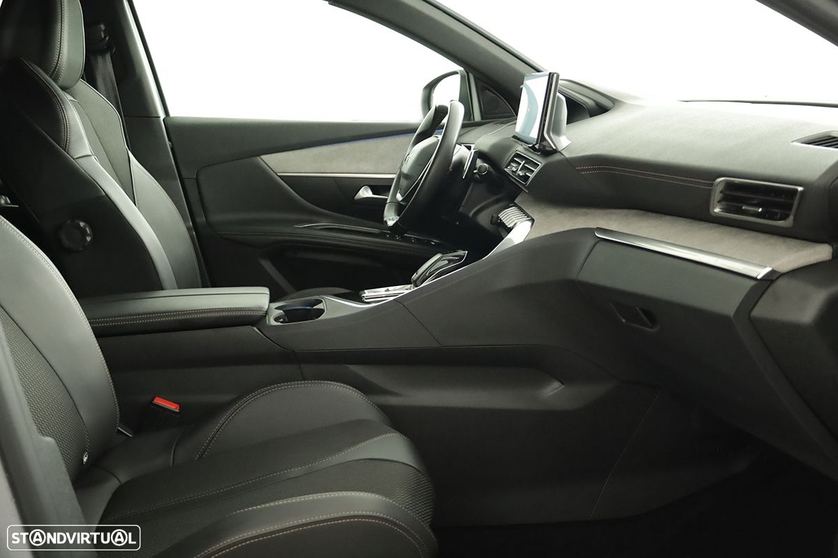 Peugeot 3008 1.2 PureTech GT EAT8 - 22