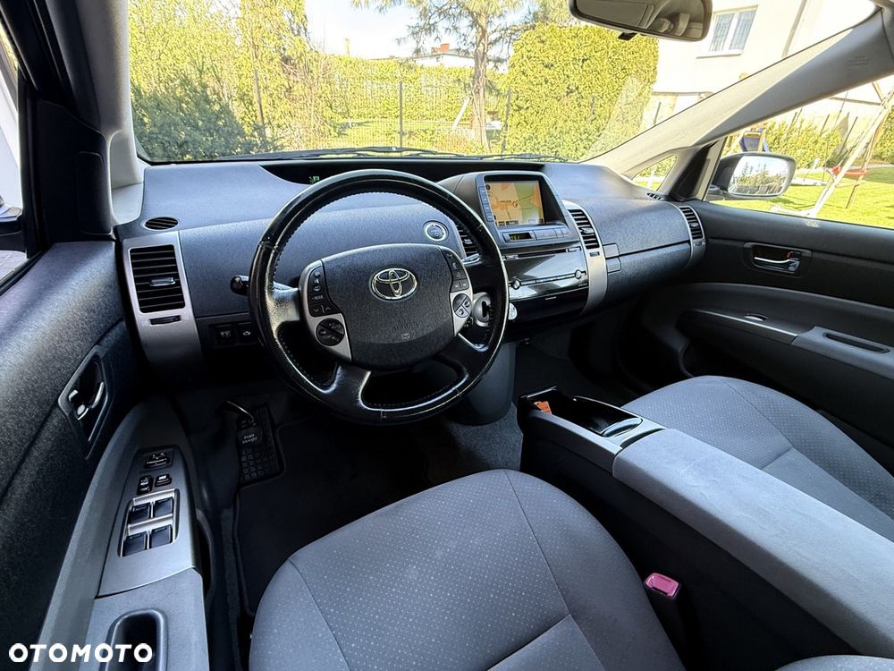 Toyota Prius 1.5 VVT-i Sol - 16