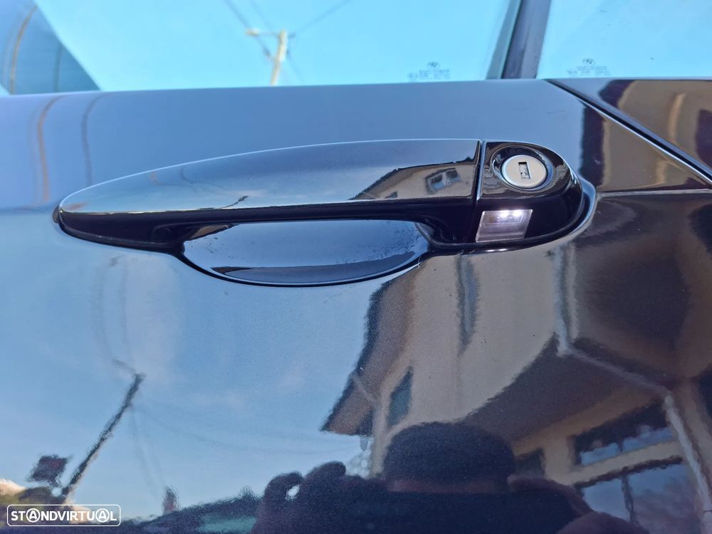 BMW 320 d M Sport Edition - 13