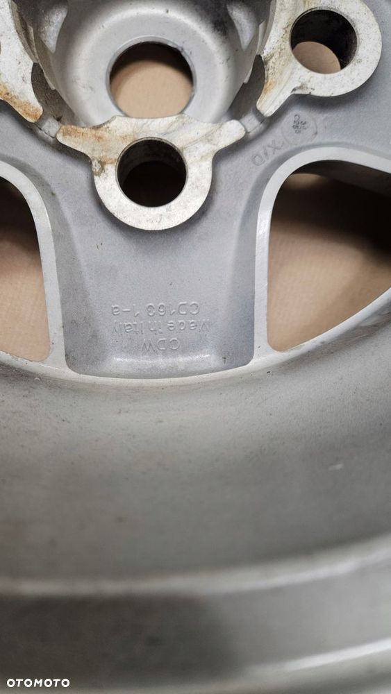 felga aluminiowa 7jx16 et33 opona 235/85r16c land rover defender 2011 rok - 13