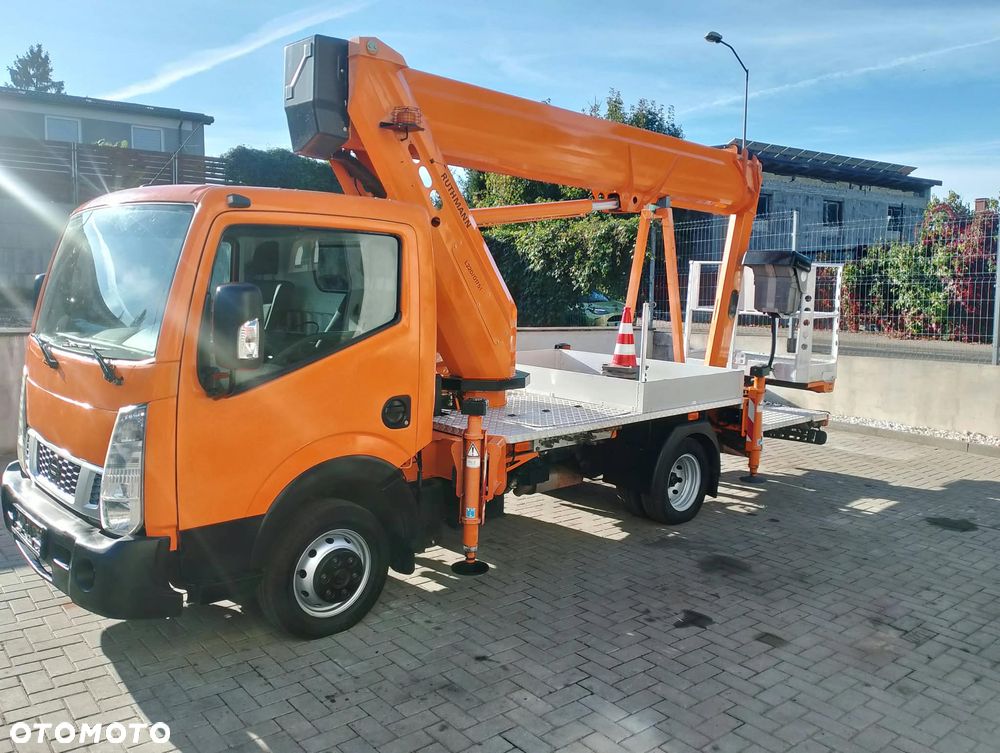 Nissan Podnośnik Koszowy