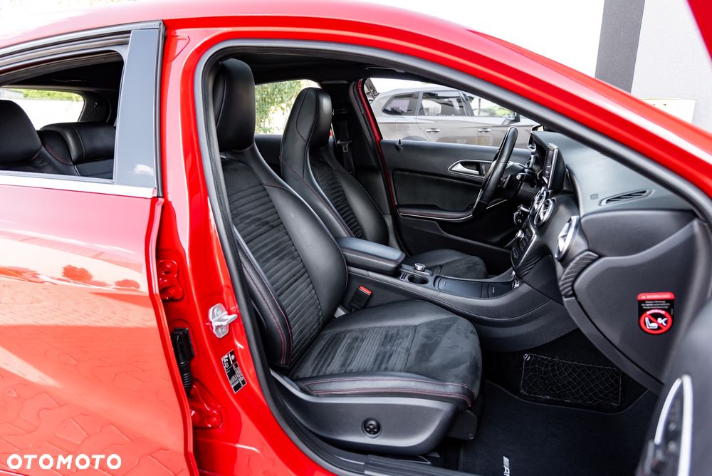 Mercedes-Benz Klasa A 250 Sport 7G-DCT - 26