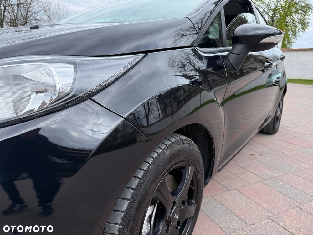 Ford Fiesta 1.6 TDCi Titanium - 21